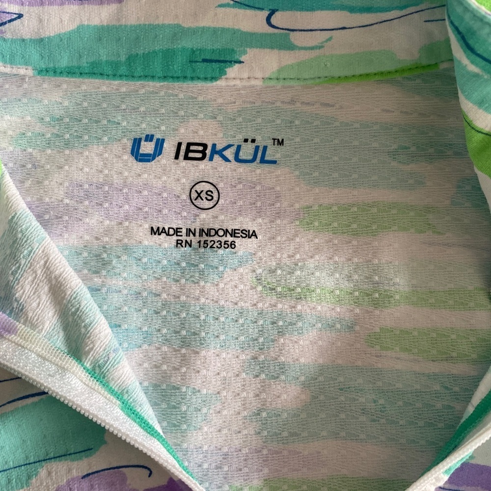 Ibkul Quarter Zip Top -XS blue , green white , nylon spandex - Picture 3 of 5